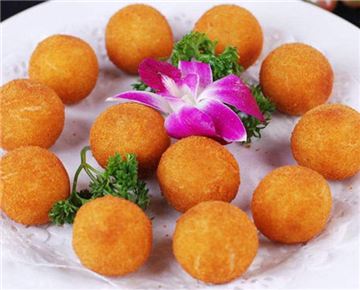 Sweet Potato Balls (Sanquan)